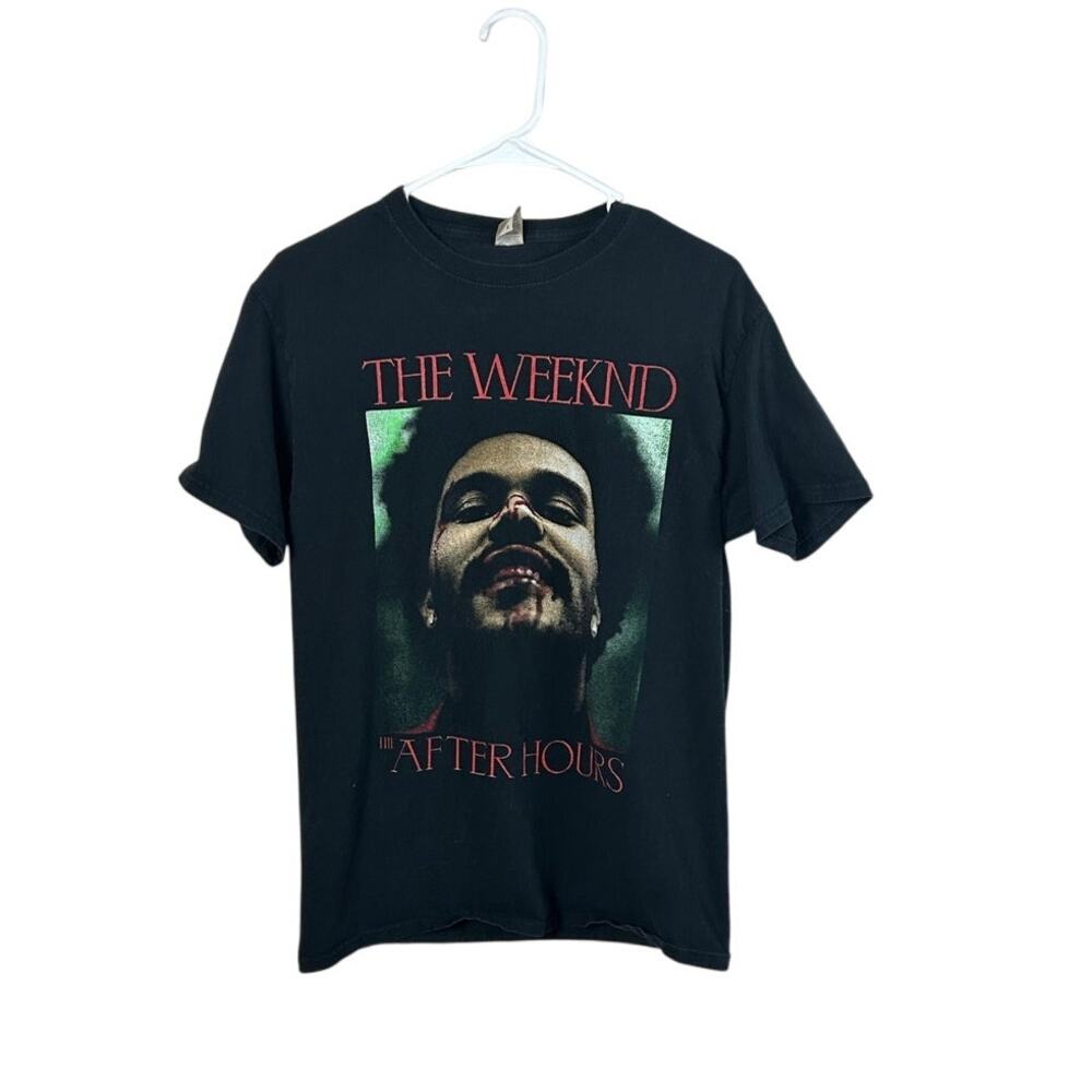 The Weekend Black Band Tee size M